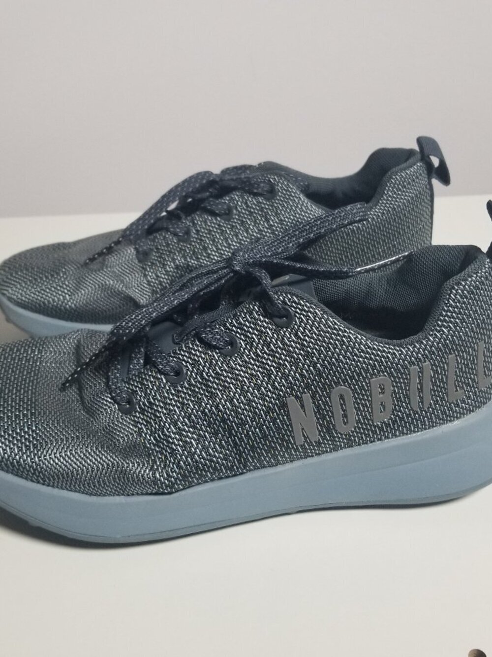 NOBULL Women's Matryx Woven Spikeless Unisex Sneakers M 4.5 W 6
